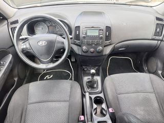 Hyundai i 30 2010 1.4 ΒΕΝΖΙΝΗ ΓΡΑΜΜΑΤΙΑ-thumb-10