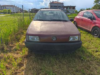 Volkswagen Passat 1993-thumb-2