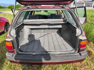 Volkswagen Passat 1993-thumb-16