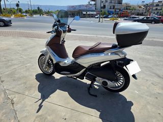 Piaggio Beverly 300i 2015 300IE-thumb-9