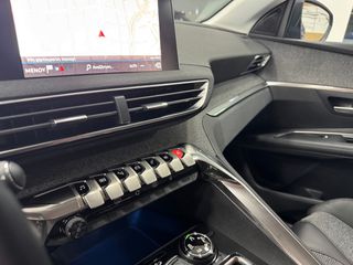 Peugeot 3008 2017 BlueHDi  Allure-thumb-23