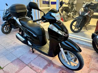 Honda SH 300i 2011 TOP BOX