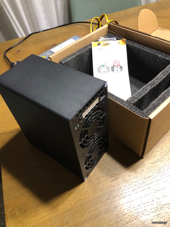 Goldshell KA BOX Pro 1.6Th/s 600W Miner
