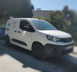 Peugeot Partner 2020 Περιλαμβάνει 2ο σετ χειμερινά ζαντολάστιχα.