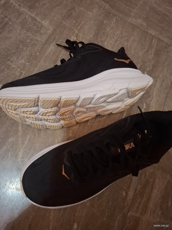 Hoka clifon 10