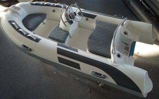 Φουσκωτό - Rib 2026 SHARK RIB330