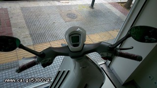 Vespa 2020 946 ΚΑΛΕΜΗΣ-thumb-5