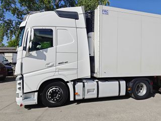 Volvo 2018 FH460-thumb-1