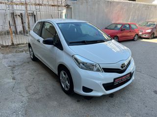 Toyota Yaris 2014-thumb-6