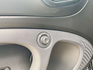 Smart ForTwo 2018 453 Electric Cabrio-thumb-8