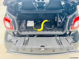 Smart ForTwo 2018 453 Electric Cabrio-thumb-17