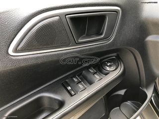 Ford B-Max 2014 ECOBOOST-thumb-17