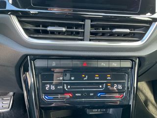 Volkswagen T-Roc 2022 R-LINE DSG 150HP - ΕΛΛΗΝΙΚΟ-thumb-29