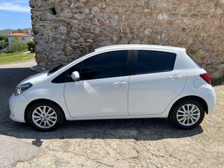 Toyota Yaris 2015 ΕΛΛΗΝΙΚΟ-thumb-4