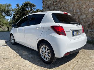 Toyota Yaris 2015 ΕΛΛΗΝΙΚΟ-thumb-5