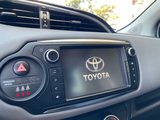 Toyota Yaris 2015 ΕΛΛΗΝΙΚΟ-thumb-24