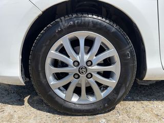 Toyota Yaris 2015 ΕΛΛΗΝΙΚΟ-thumb-28