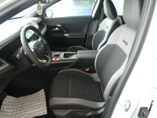 Jeep Compass 2026 ALTITUDE-thumb-9