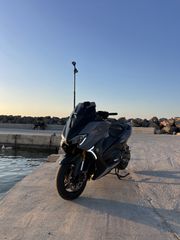 Yamaha T-Max 530 2017-thumb-9