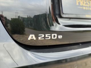 Mercedes-Benz A 250 2021 E AMG LINE-thumb-9