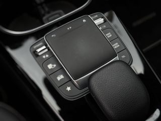 Mercedes-Benz A 250 2021 E AMG LINE-thumb-18
