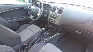 Alfa Romeo Mito 2010 1.3 JTDM-thumb-7
