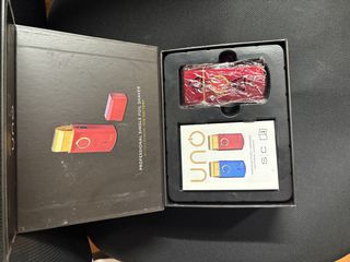UNO shaver red