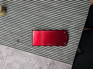 UNO shaver red-thumb-3