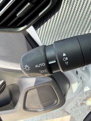 Peugeot 208 2022 Peugeot 208 1.5 BlueHdi 100 Active Pack-thumb-31