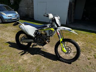 Husqvarna FE 350 2019-thumb-2