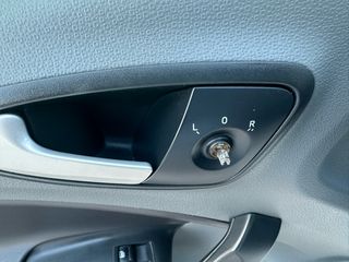 Seat Ibiza 2010 IBIZA 1.2-thumb-38