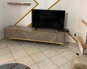 Κονσόλα έπιπλο Gucci με 2 ράφια