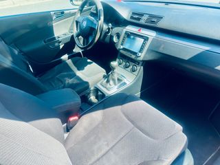 Volkswagen Passat 2007 FSI 1.6 6TAXYTO-thumb-11