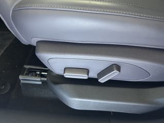 Leapmotor C 10 2026 DESIGN-thumb-15