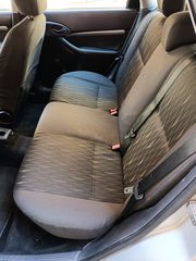 Ford Focus 2003-thumb-3