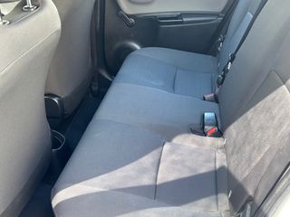 Toyota Yaris 2020-thumb-5