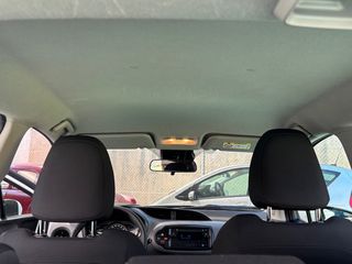 Toyota Yaris 2020-thumb-7