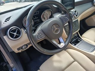 Mercedes-Benz GLA 200 2015 AUTOMATIC-thumb-41