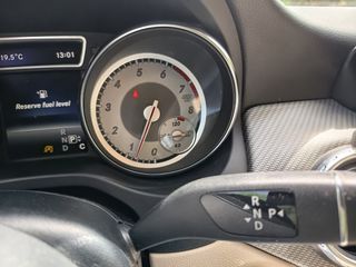 Mercedes-Benz GLA 200 2015 AUTOMATIC-thumb-47