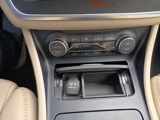 Mercedes-Benz GLA 200 2015 AUTOMATIC-thumb-54