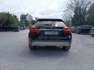 Mercedes-Benz GLA 200 2015 AUTOMATIC-thumb-10