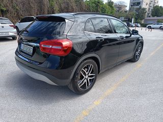 Mercedes-Benz GLA 200 2015 AUTOMATIC-thumb-12