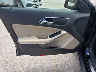Mercedes-Benz GLA 200 2015 AUTOMATIC-thumb-23
