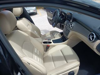 Mercedes-Benz GLA 200 2015 AUTOMATIC-thumb-36