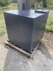 Μεταλλική δεξαμενή πετρελαίου 1000L
