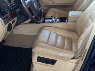 Volkswagen Touareg 2004-thumb-15