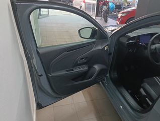 Opel Corsa 2024 1.2  TURBO GS LINE-thumb-16