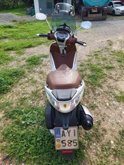 Piaggio Beverly 300 2016-thumb-4