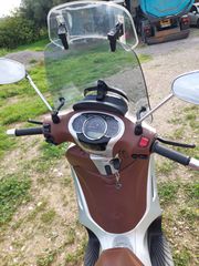 Piaggio Beverly 300 2016-thumb-6