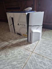 Ps5 slim 1tb +1controller-thumb-2